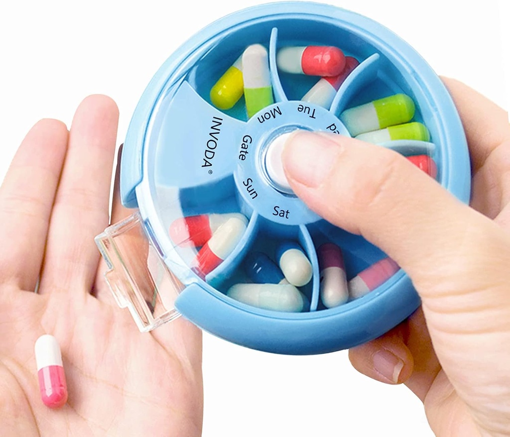 INVODA Weekly Pill 주최자 7 Compartment Rotating Pill Box for Daily Medication & Vitamins - 휴대용 여행 Pill Case Fish Oil Supplements 비타민 주최자 (스카이 블루)