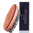 ZilberHaar Pocket Mustache 및 Beard Brush - Stiff Boar Bristles Small Brush - 완벽한 Beard Grooming Tool - Relieves beard itch - 짧은 및 중간 - 유럽에서 제작